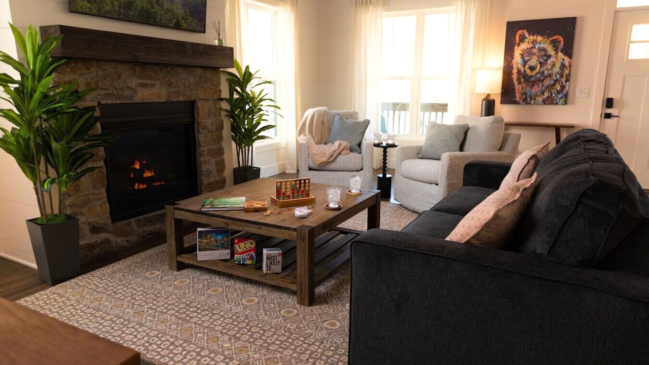 Photo of Livingroom in Cashiers