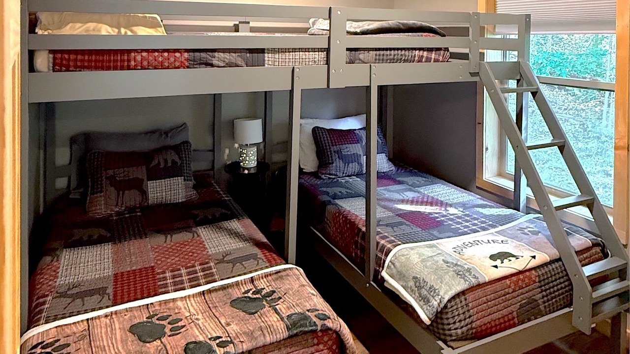 Photo of Bedroom in Town of Hope