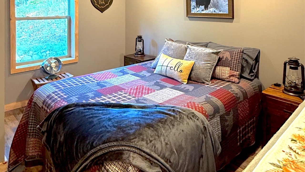 Photo of Bedroom in Town of Hope