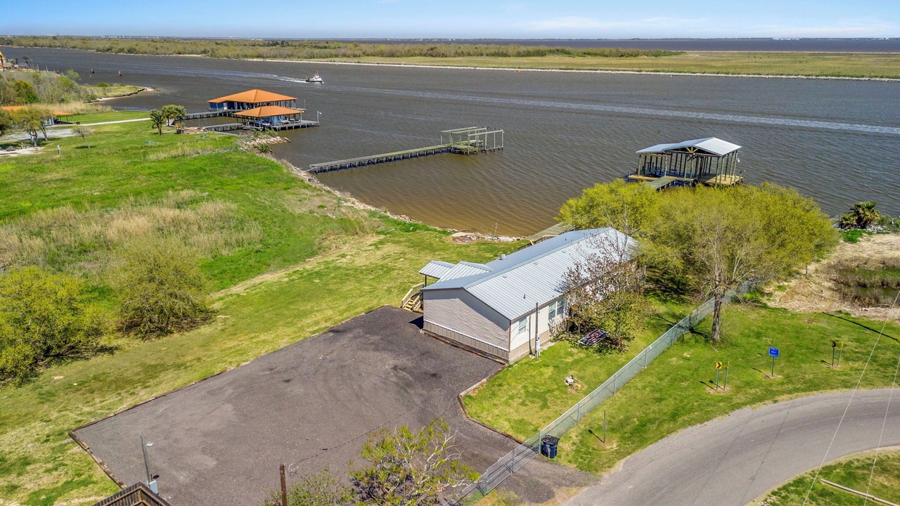 Photo of Outdoor in Hackberry