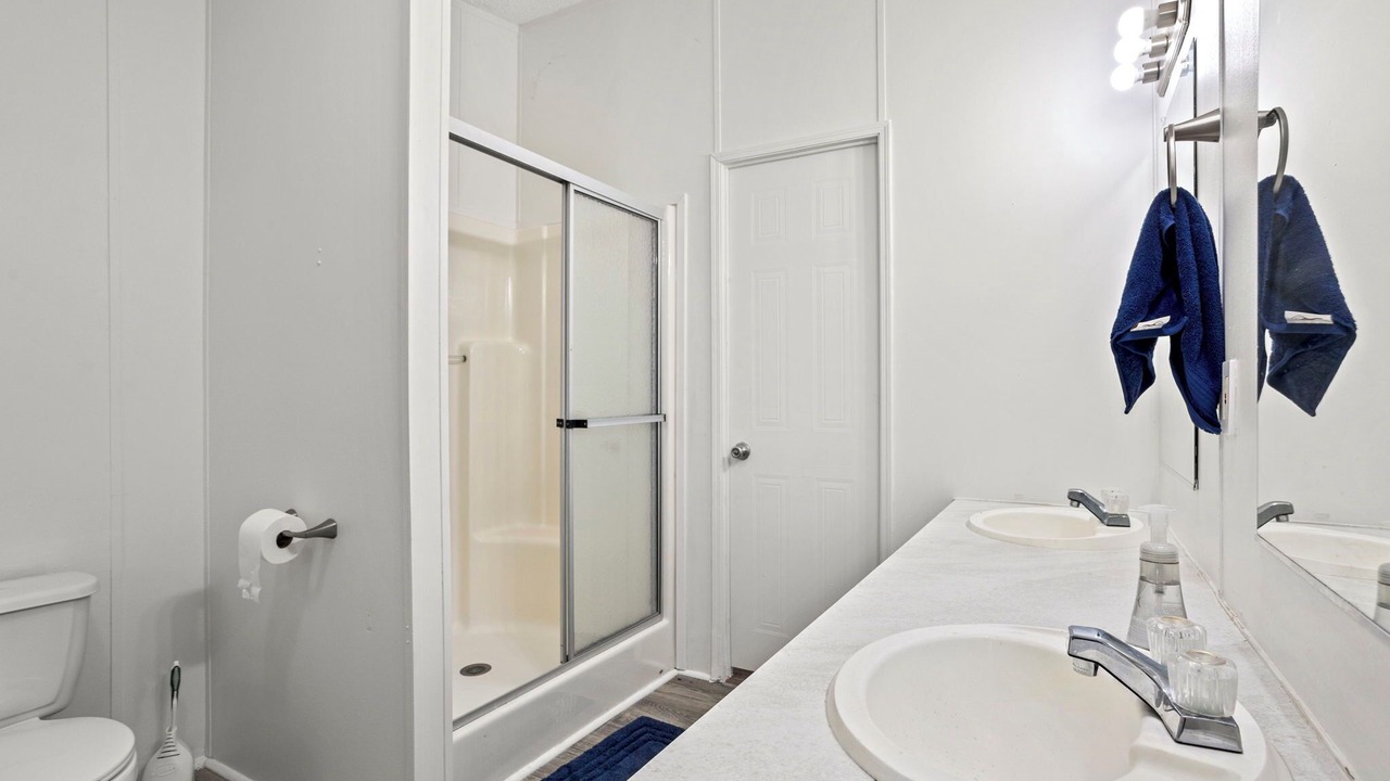 Photo of Bathroom in Hackberry