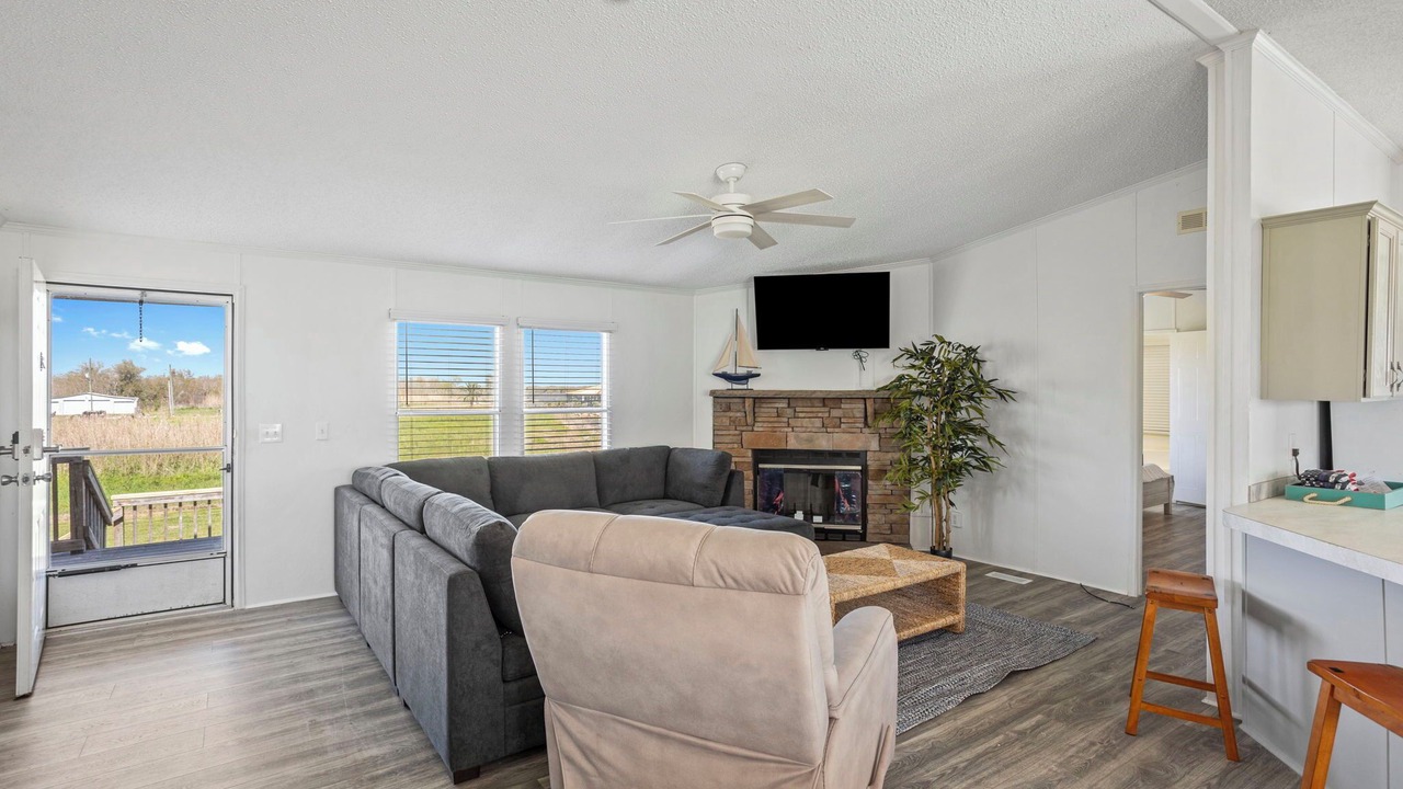 Photo of Livingroom in Hackberry