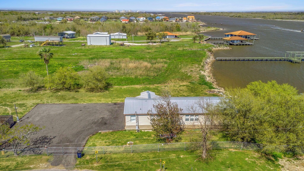 Photo of Outdoor in Hackberry