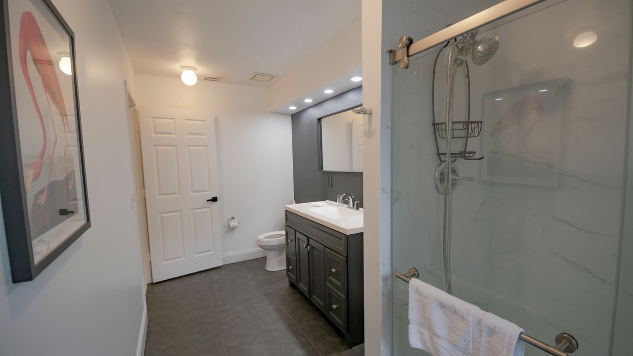 Photo of Bathroom in Greenview Shores
