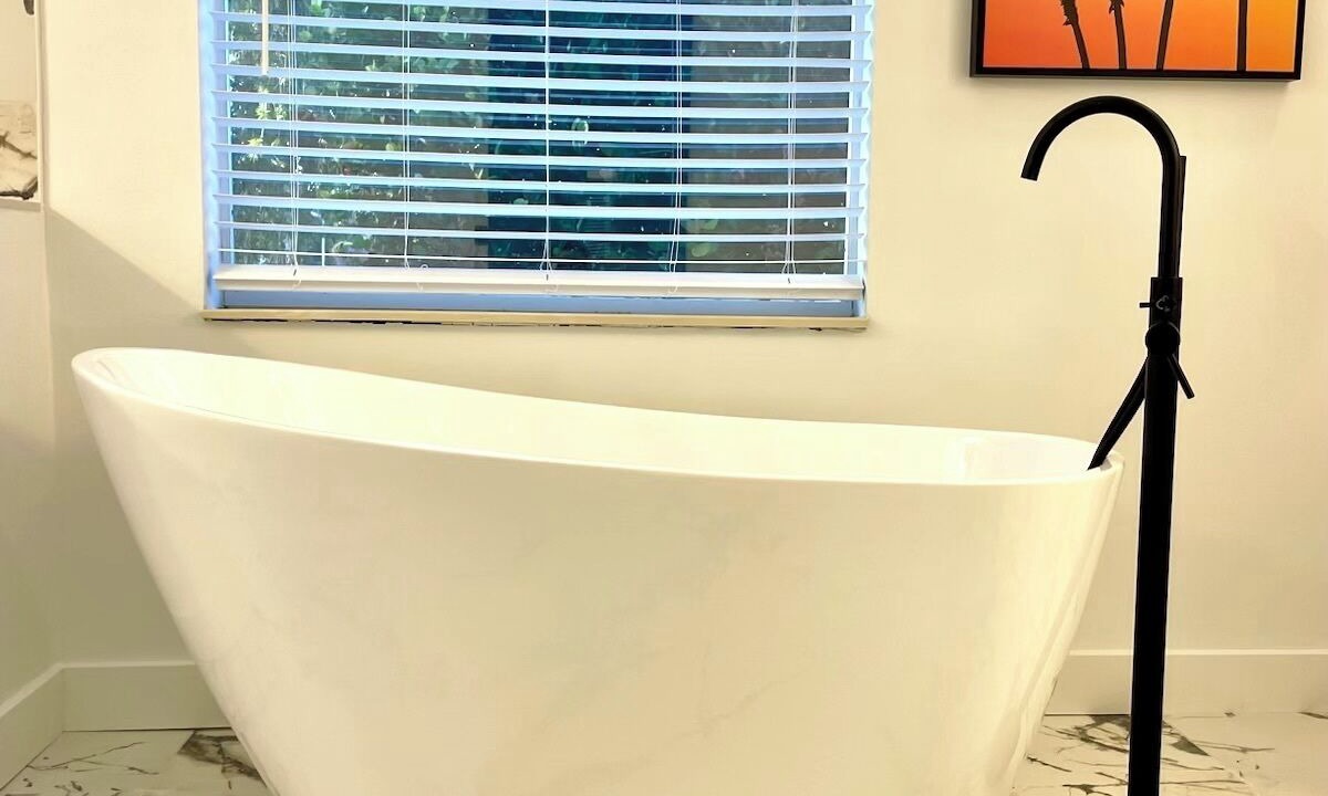 Photo of Bathroom in Greenview Shores