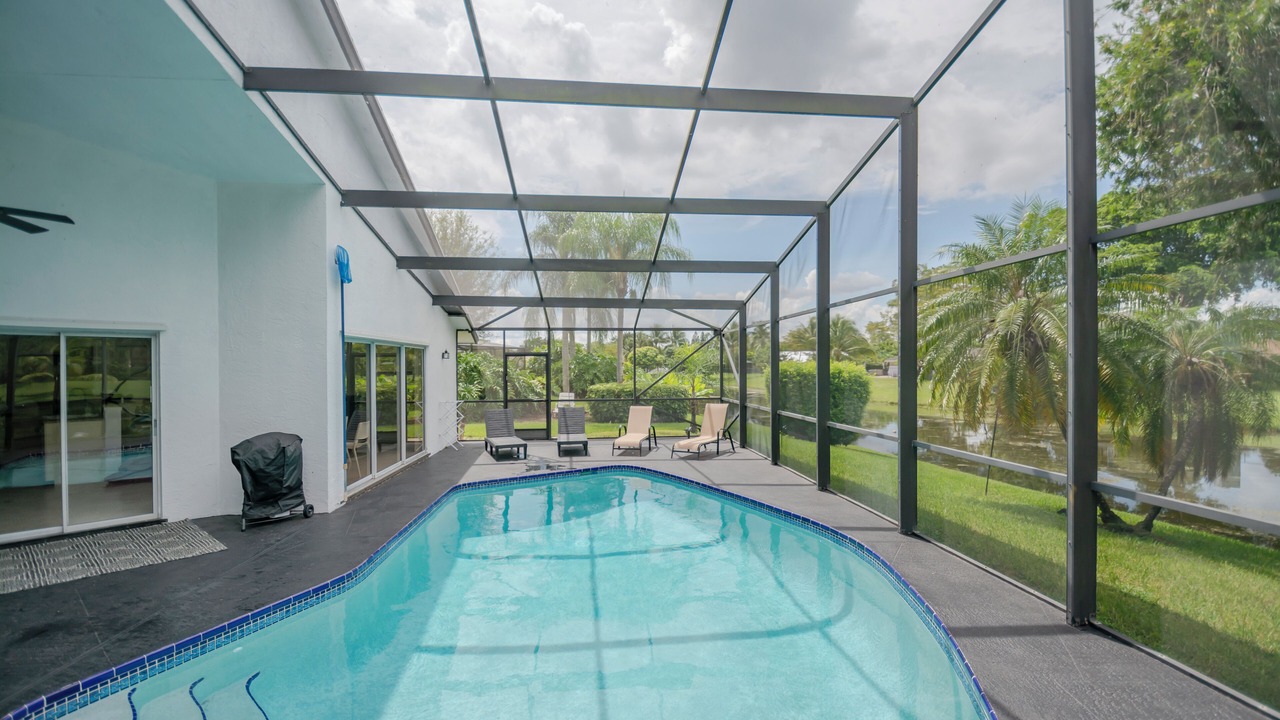 Photo of Outdoor in Greenview Shores