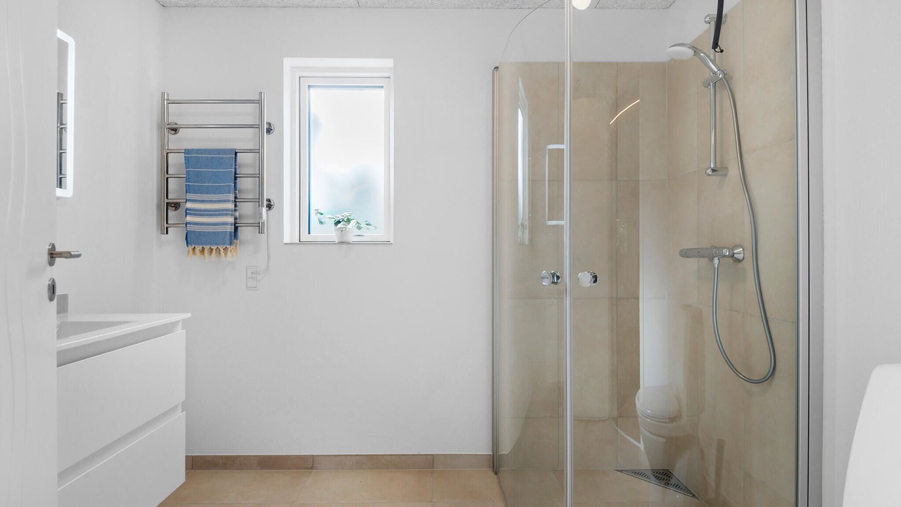 Photo of Bathroom in Jegum