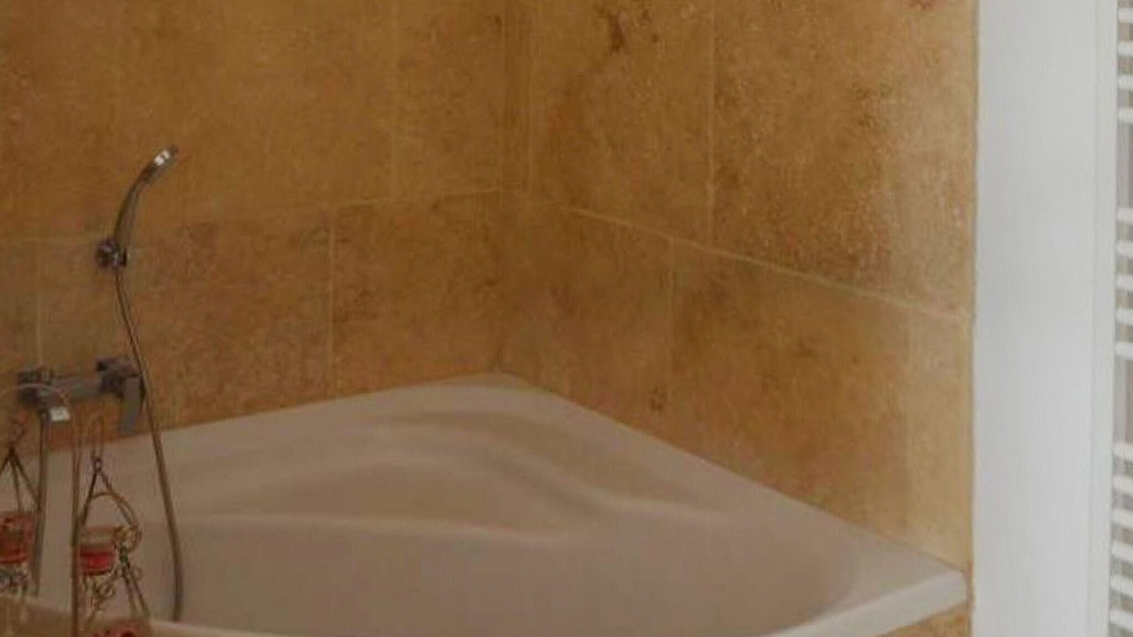 Photo of Bathroom in Combas