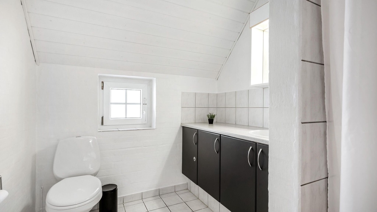 Photo of Bathroom in Øby
