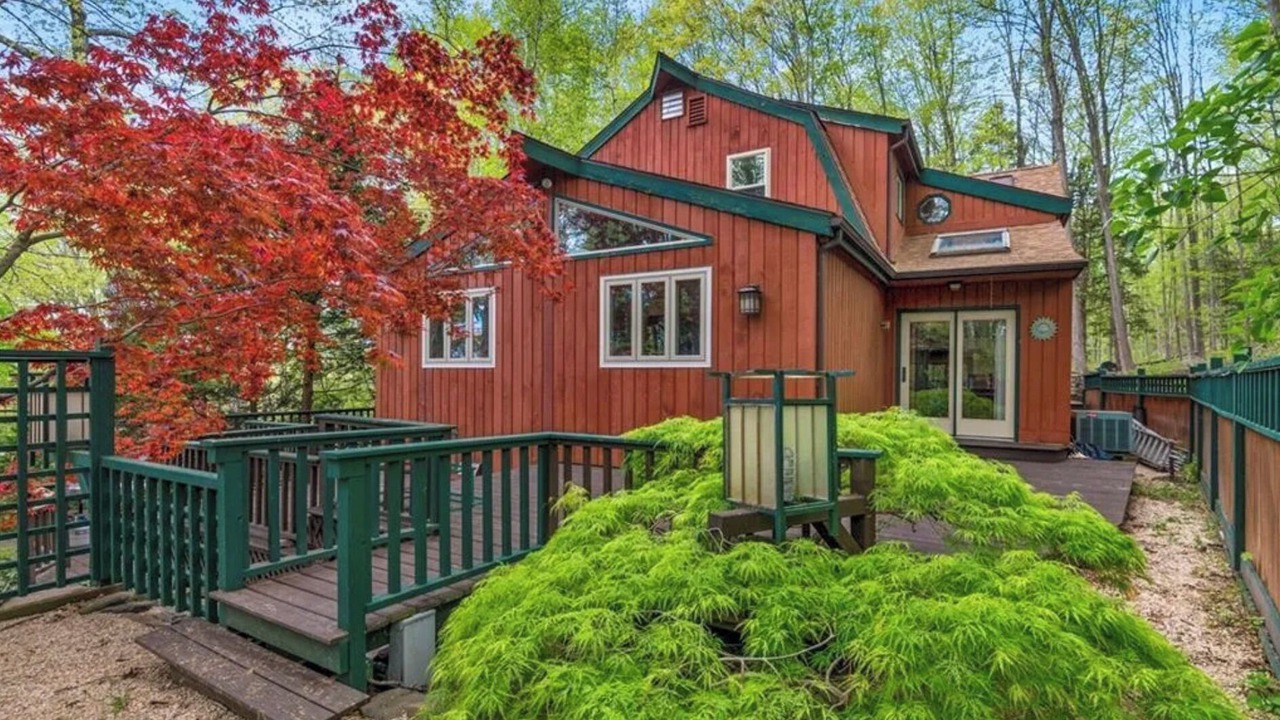 Photo of Outdoor in Guilford