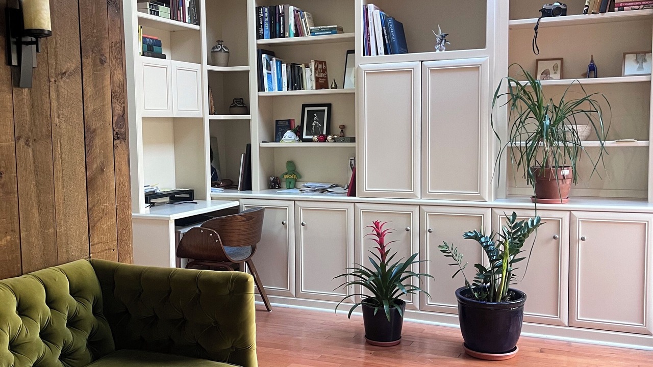 Photo of Livingroom in Guilford