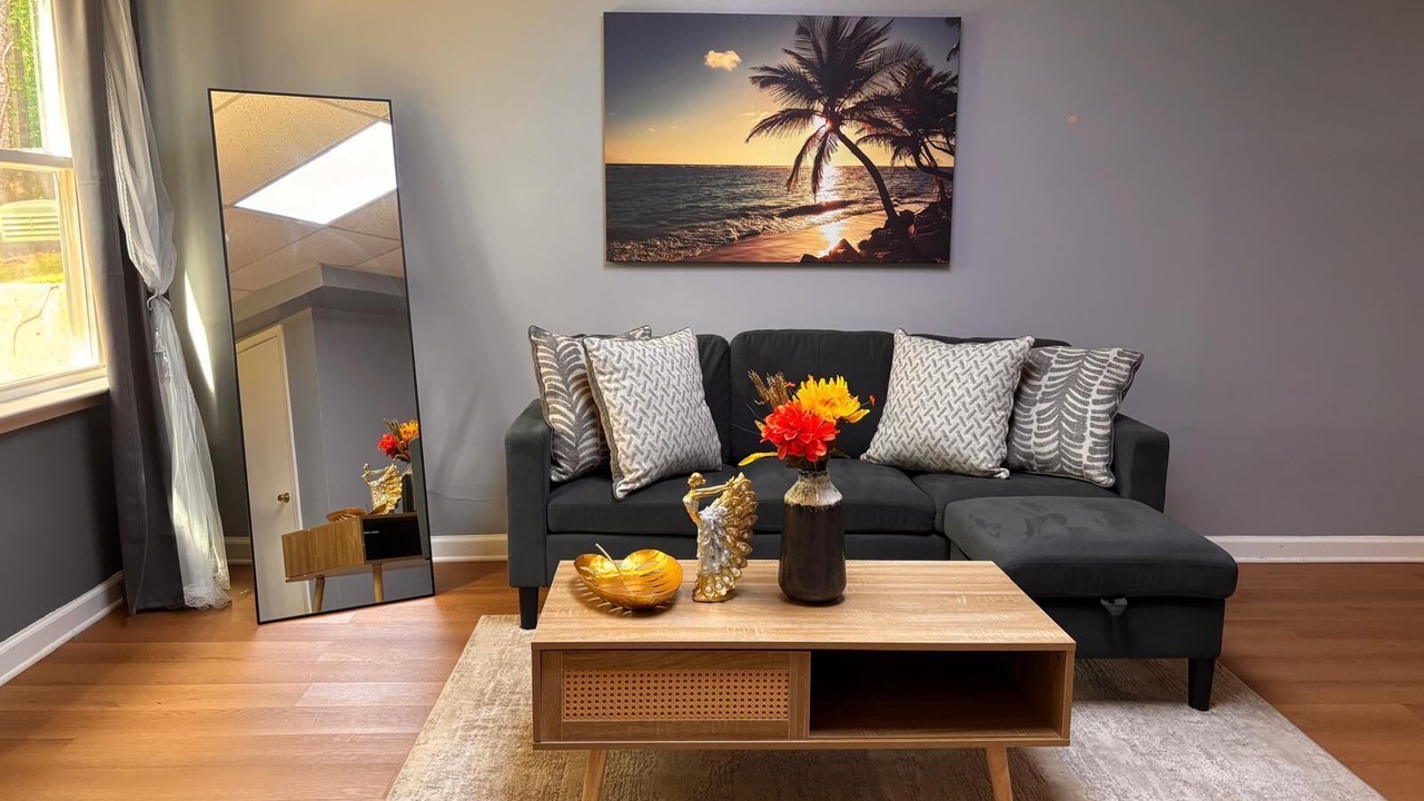 Photo of Livingroom in Stone Mountain