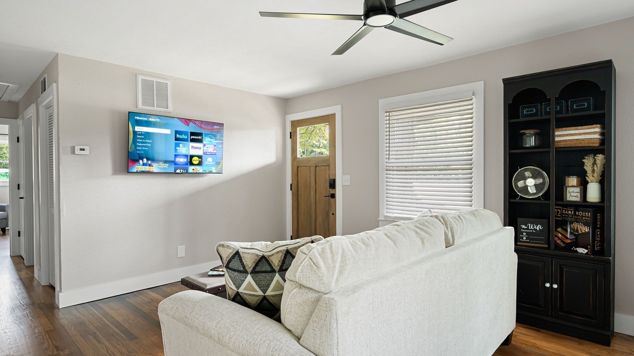 Photo of Livingroom in Acworth