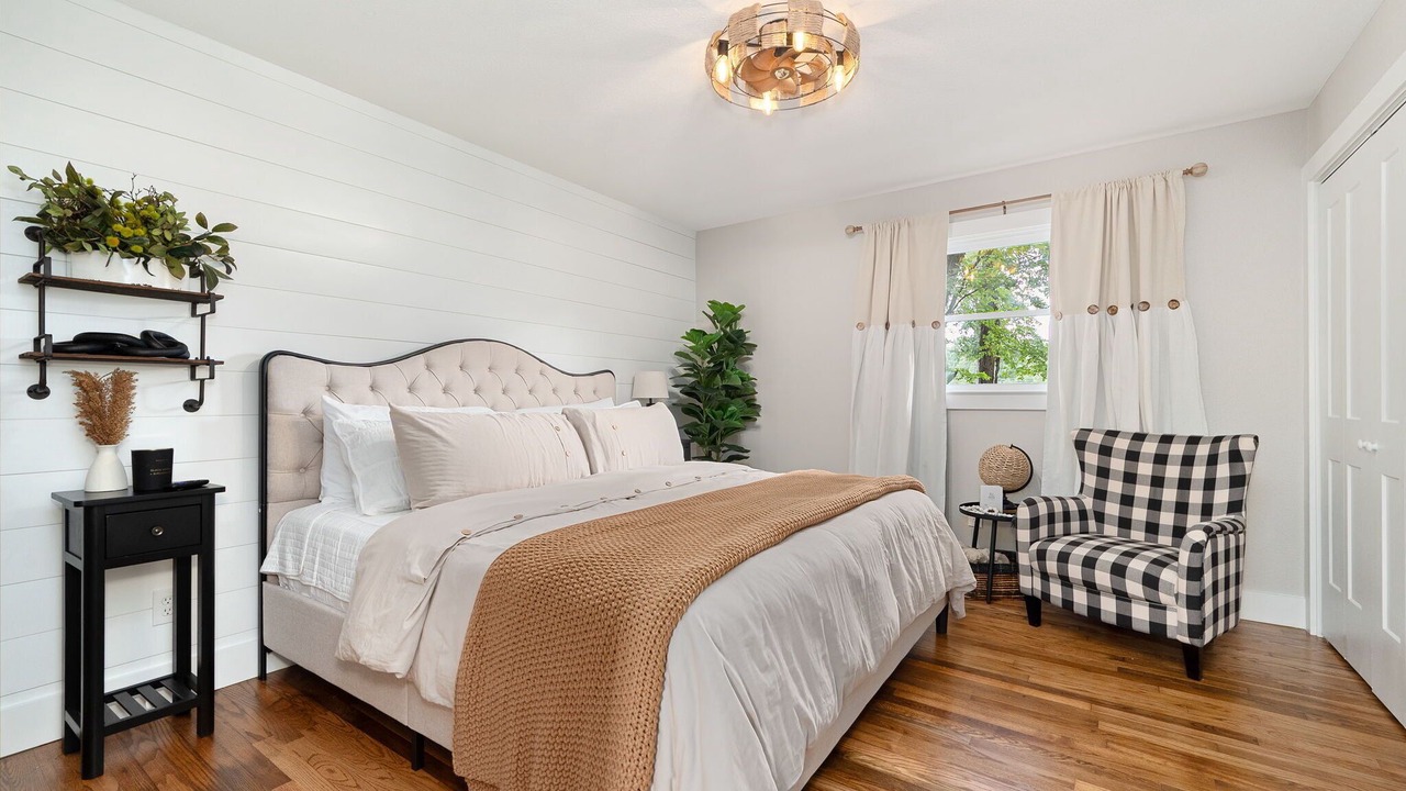 Photo of Bedroom in Acworth