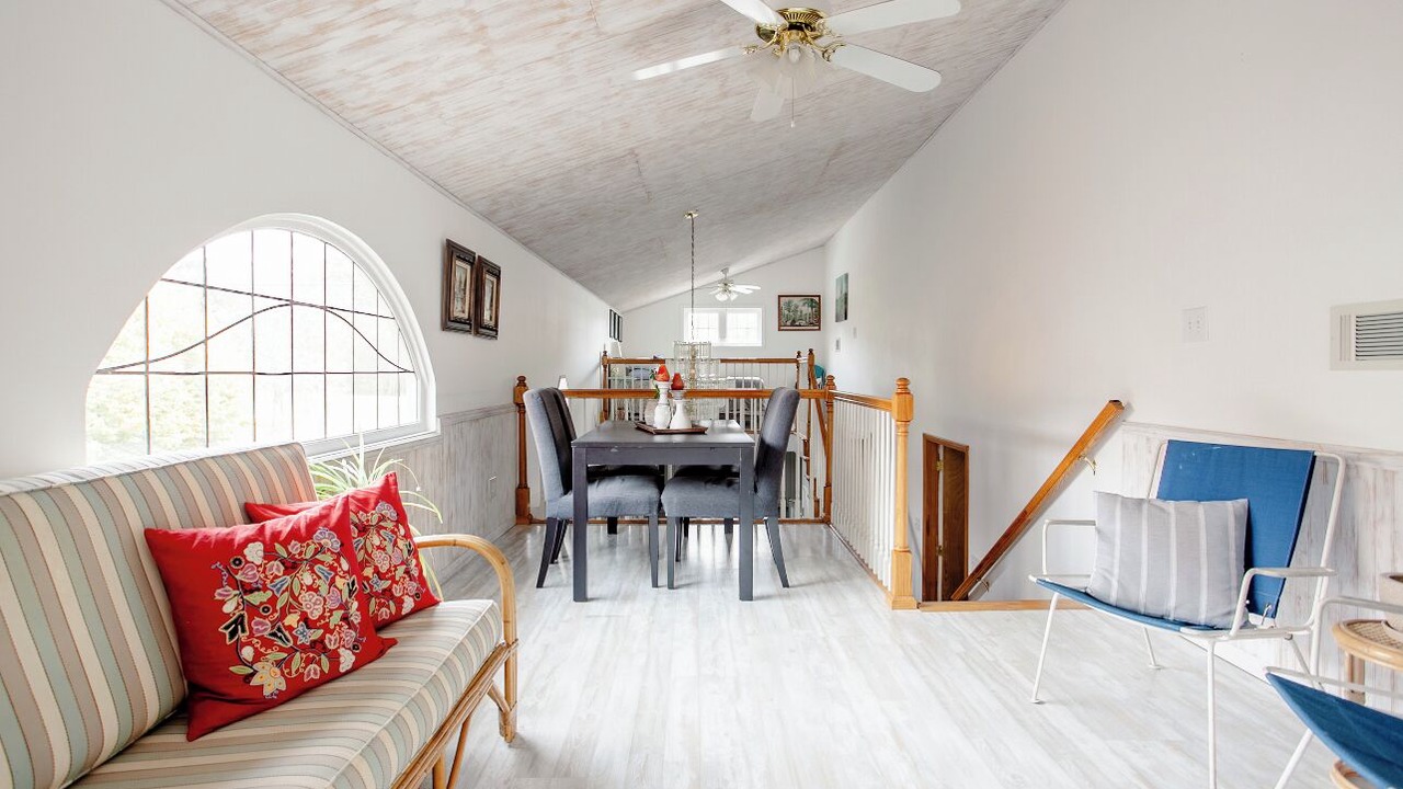 Photo of Livingroom in Harbert