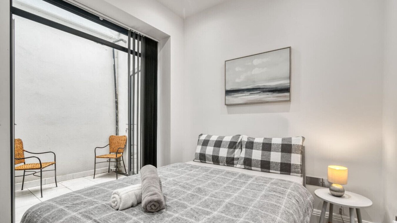 Photo of Bedroom in Southfields