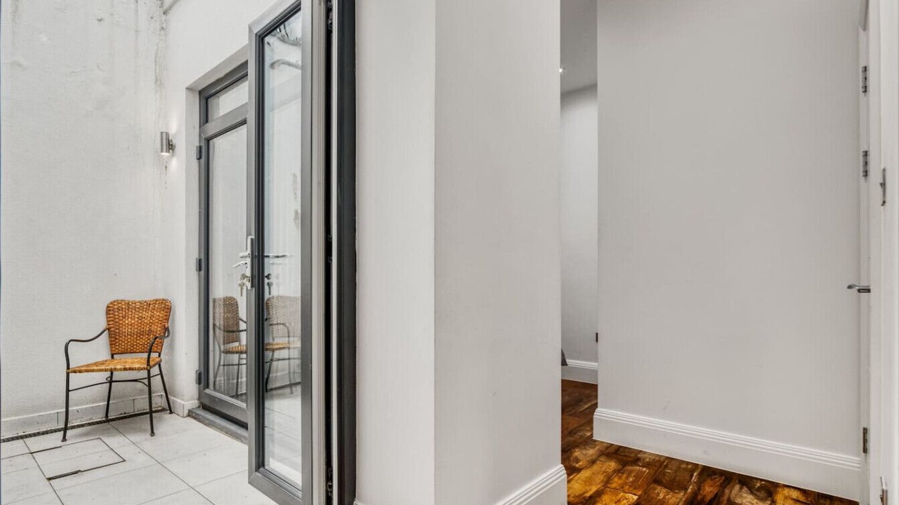 Photo of Others in Southfields