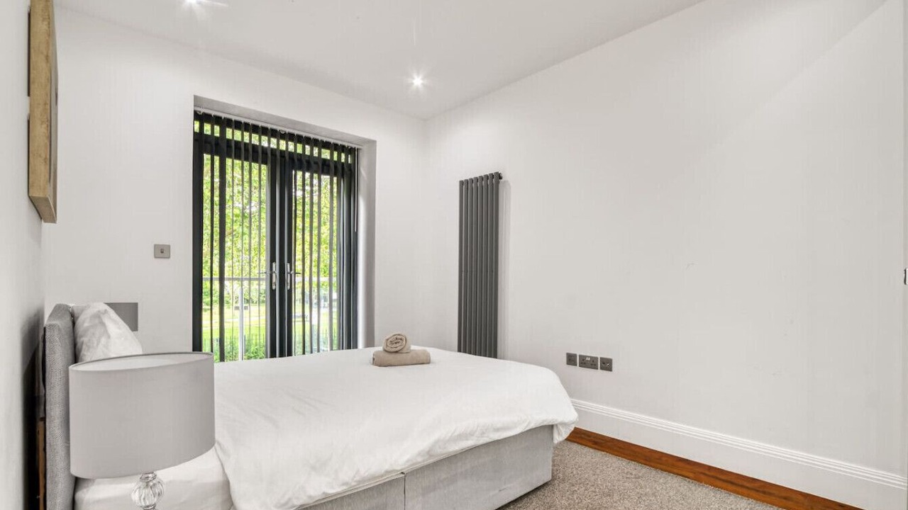 Photo of Bedroom in Southfields