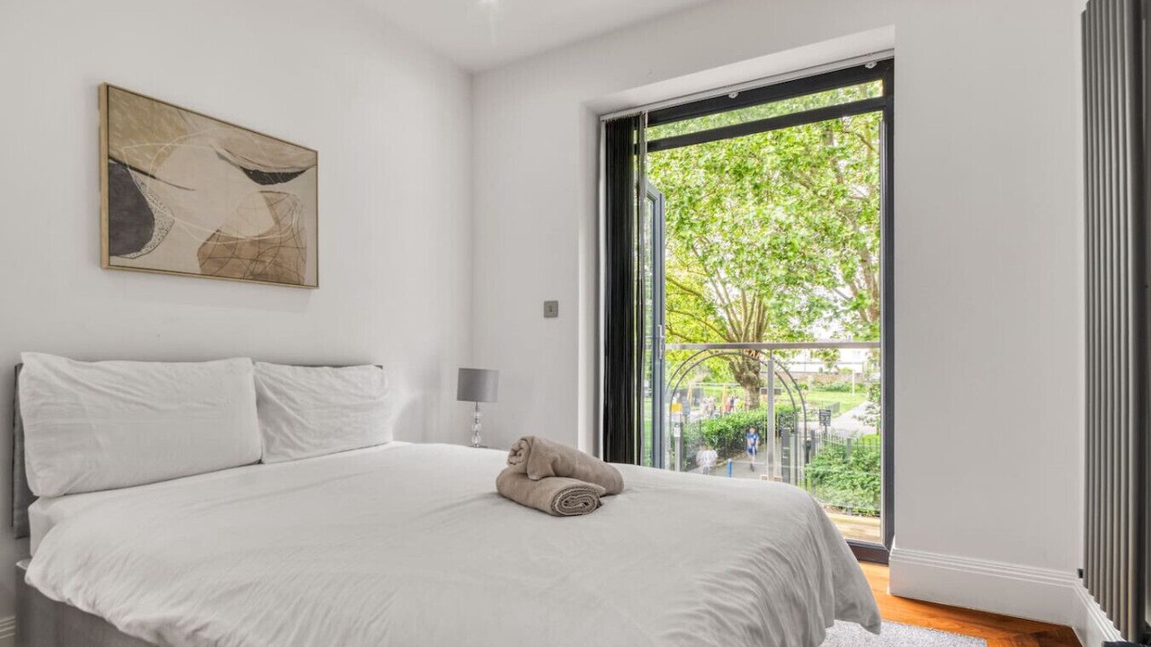 Photo of Bedroom in Southfields