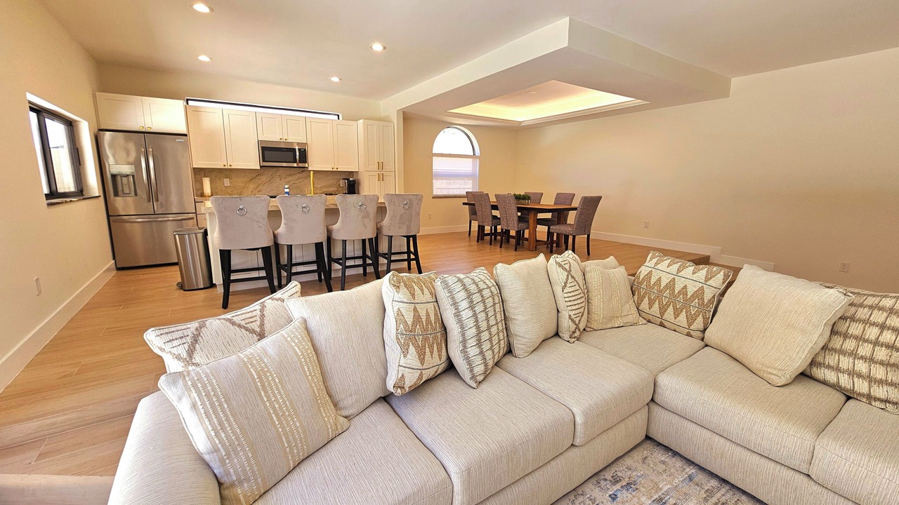 Photo of Livingroom in Lake Ida Shores