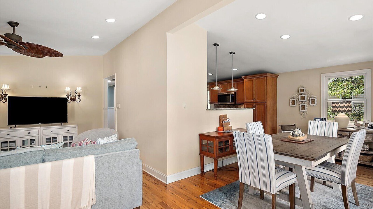 Photo of Livingroom in Ocean Pines