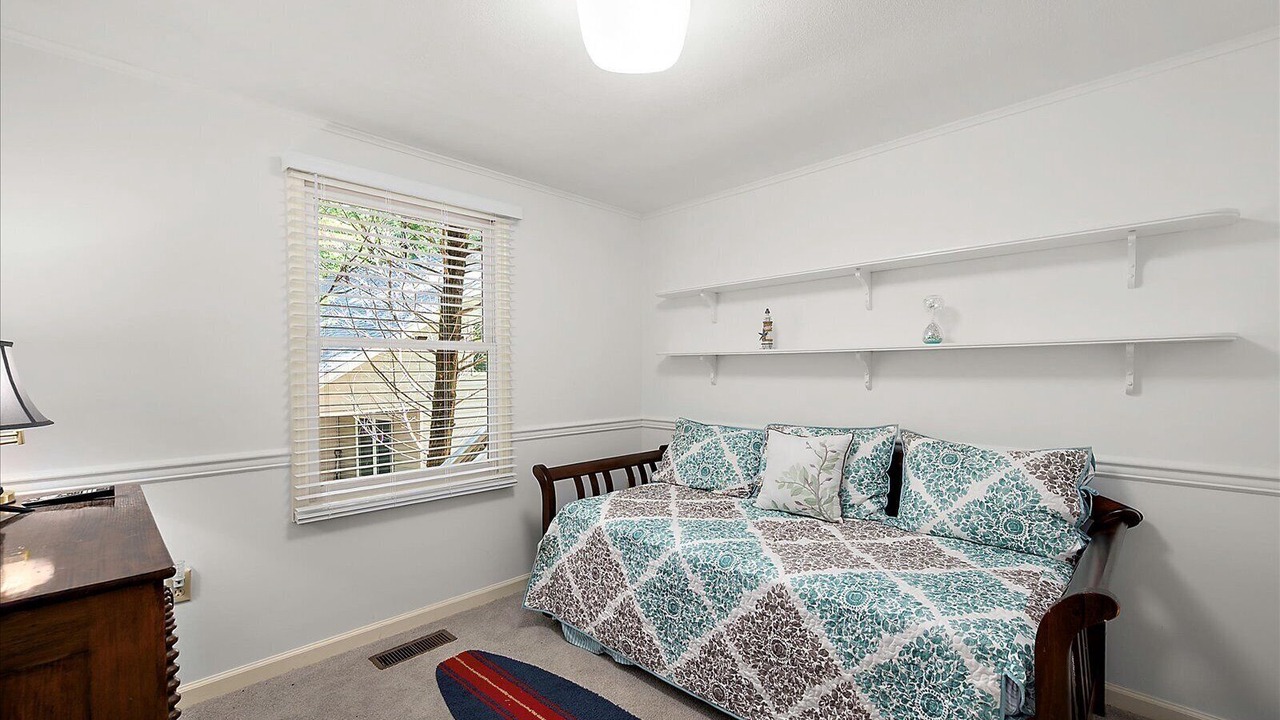 Photo of Bedroom in Ocean Pines