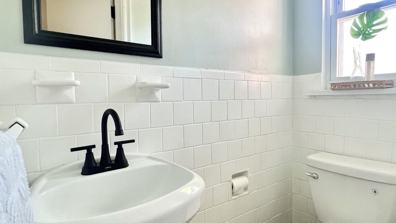 Photo of Bathroom in Camellia Shores
