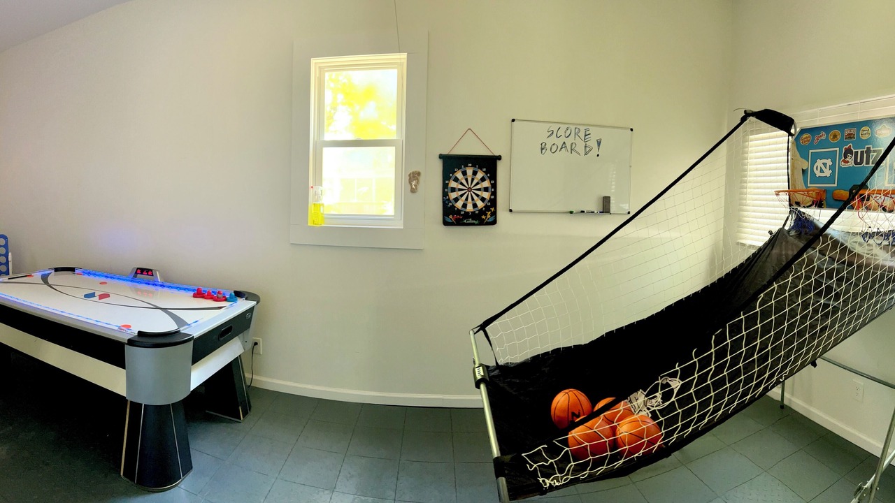 Photo of Bedroom in Camellia Shores