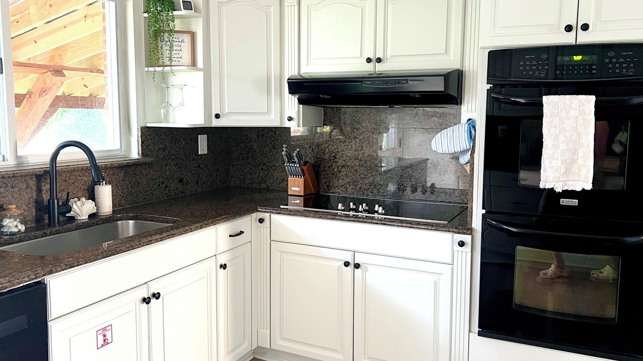 Photo of Kitchen in Camellia Shores