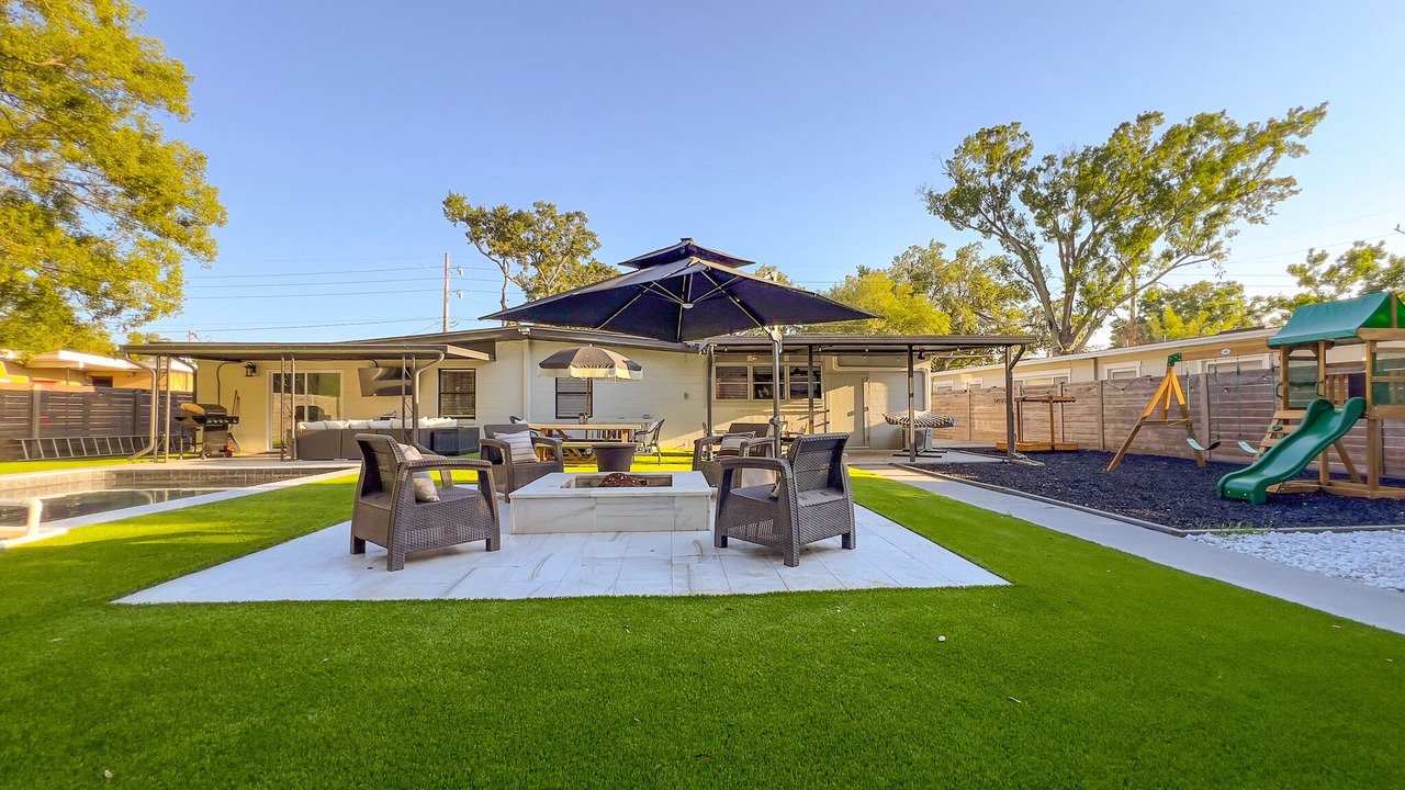 Photo of Outdoor in Dover Shores West