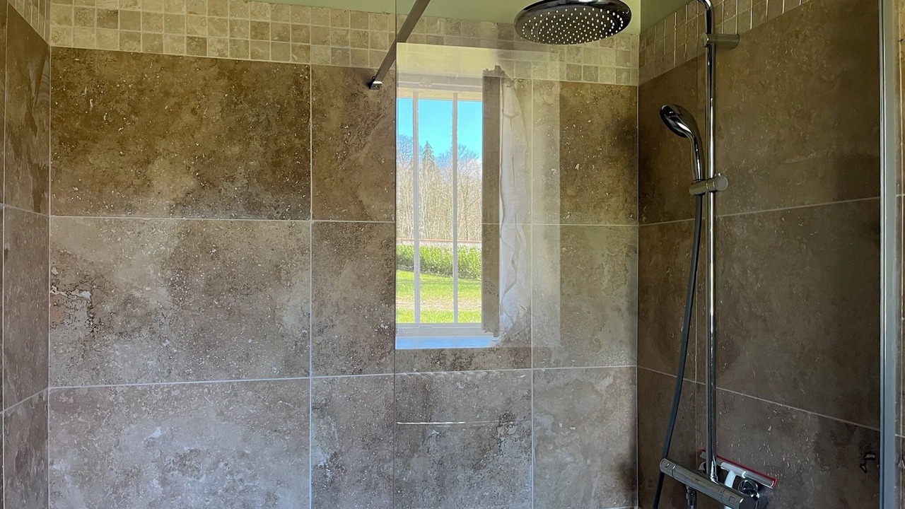 Photo of Bathroom in Montbouy