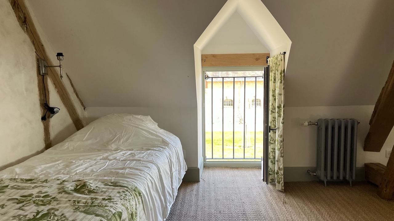 Photo of Bedroom in Montbouy