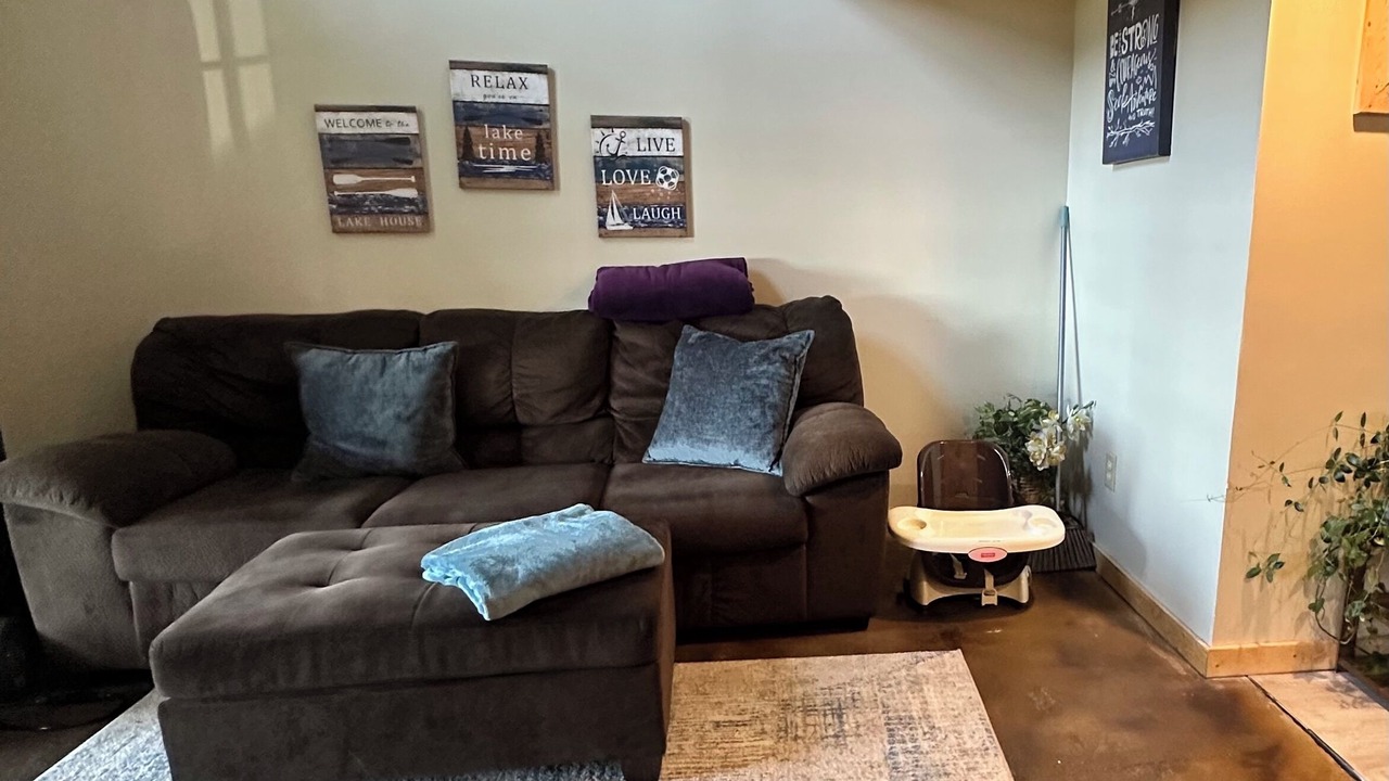 Photo of Livingroom in Grove
