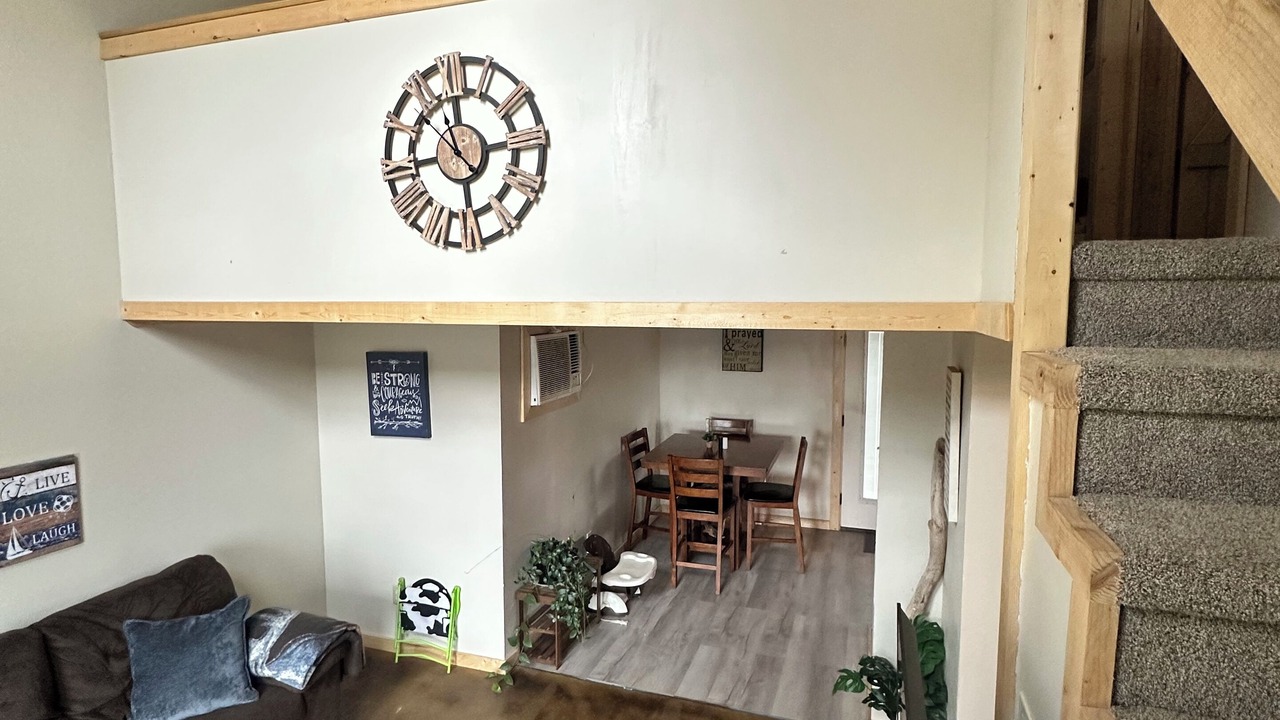 Photo of Livingroom in Grove
