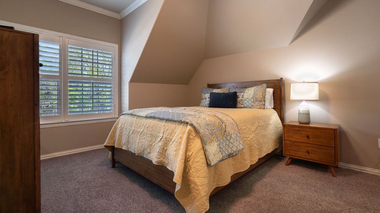 Photo of Bedroom in Kingston