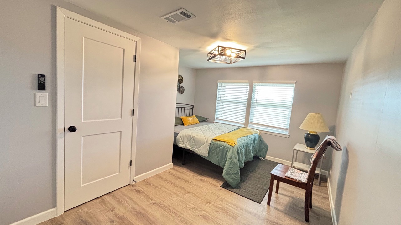 Photo of Bedroom in Taylor
