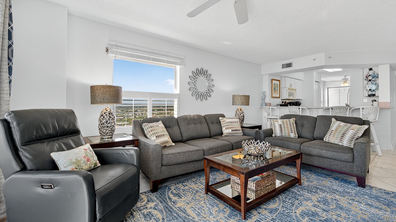 Photo of Bedroom in Seawinds Condo