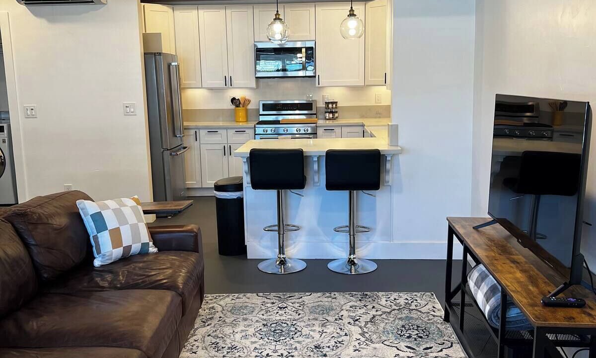 Photo of Livingroom in Auburn