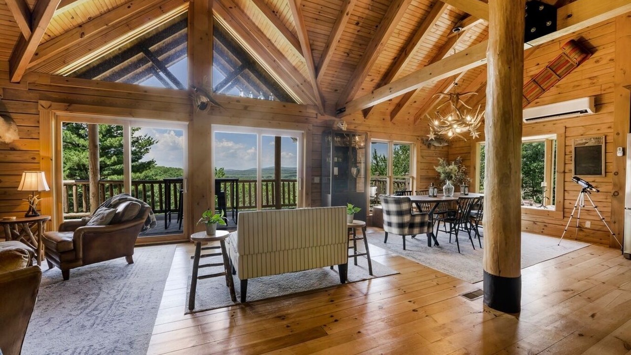 Photo of Livingroom in Aquashicola