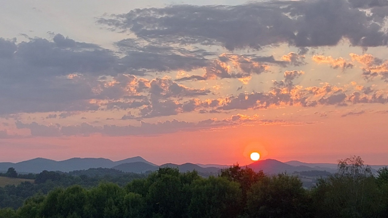 Photo of Others in Lahitere