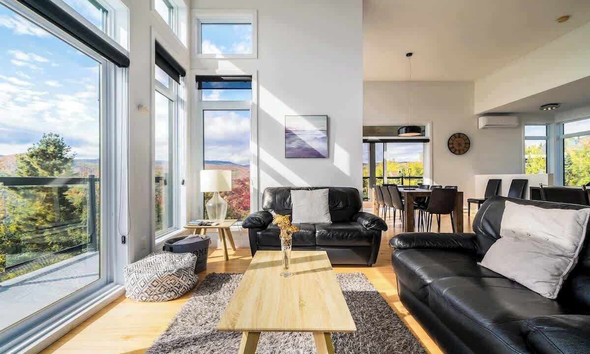 Photo of Livingroom in Petite-Riviere-Saint-Francois