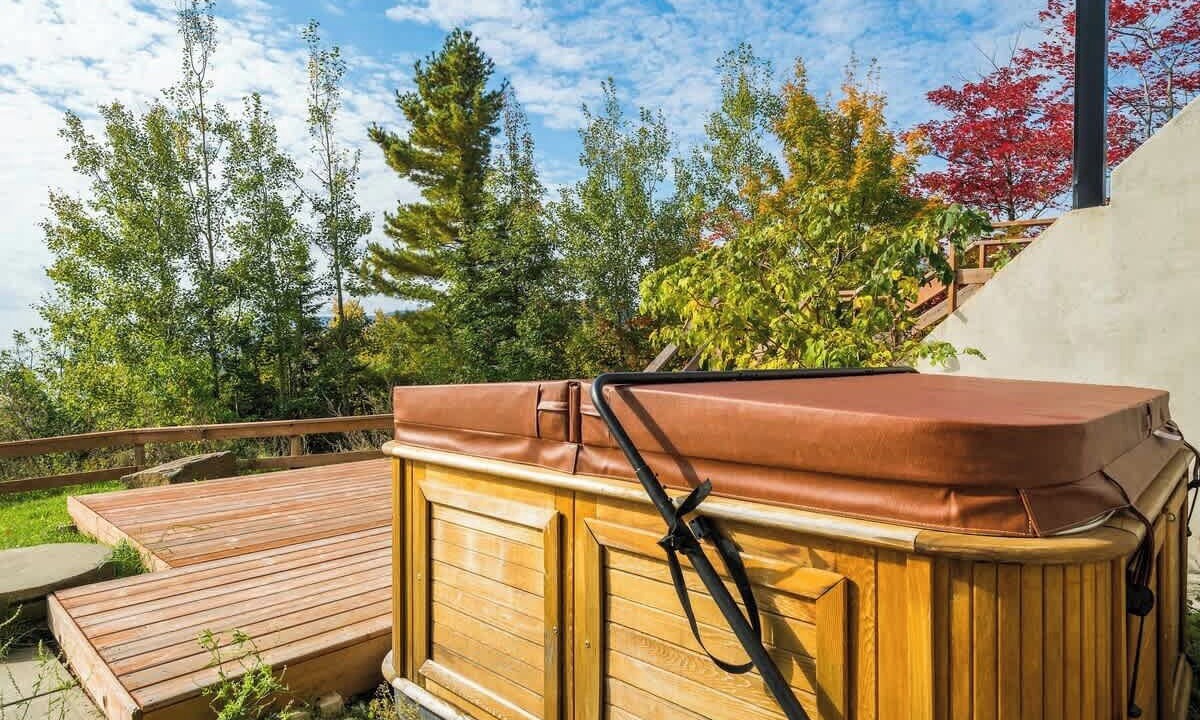 Photo of Patio Balcony in Petite-Riviere-Saint-Francois