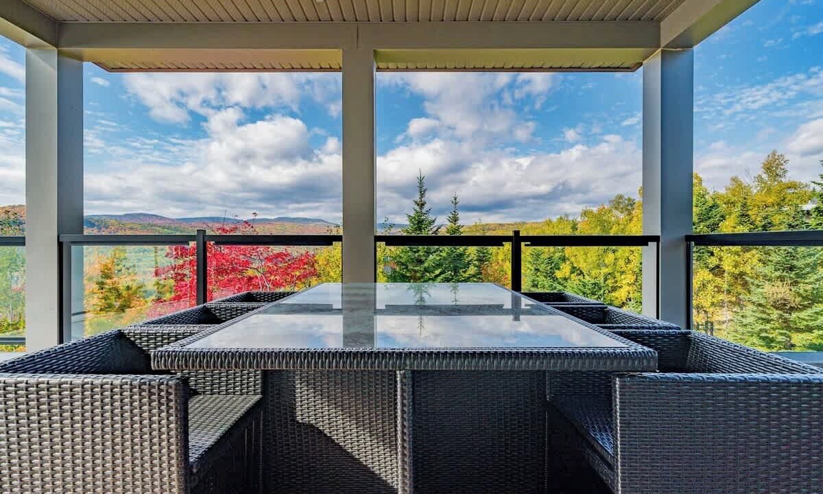 Photo of Patio Balcony in Petite-Riviere-Saint-Francois