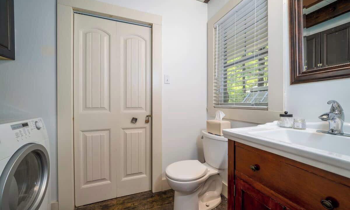 Photo of Bathroom in Saint-Raymond