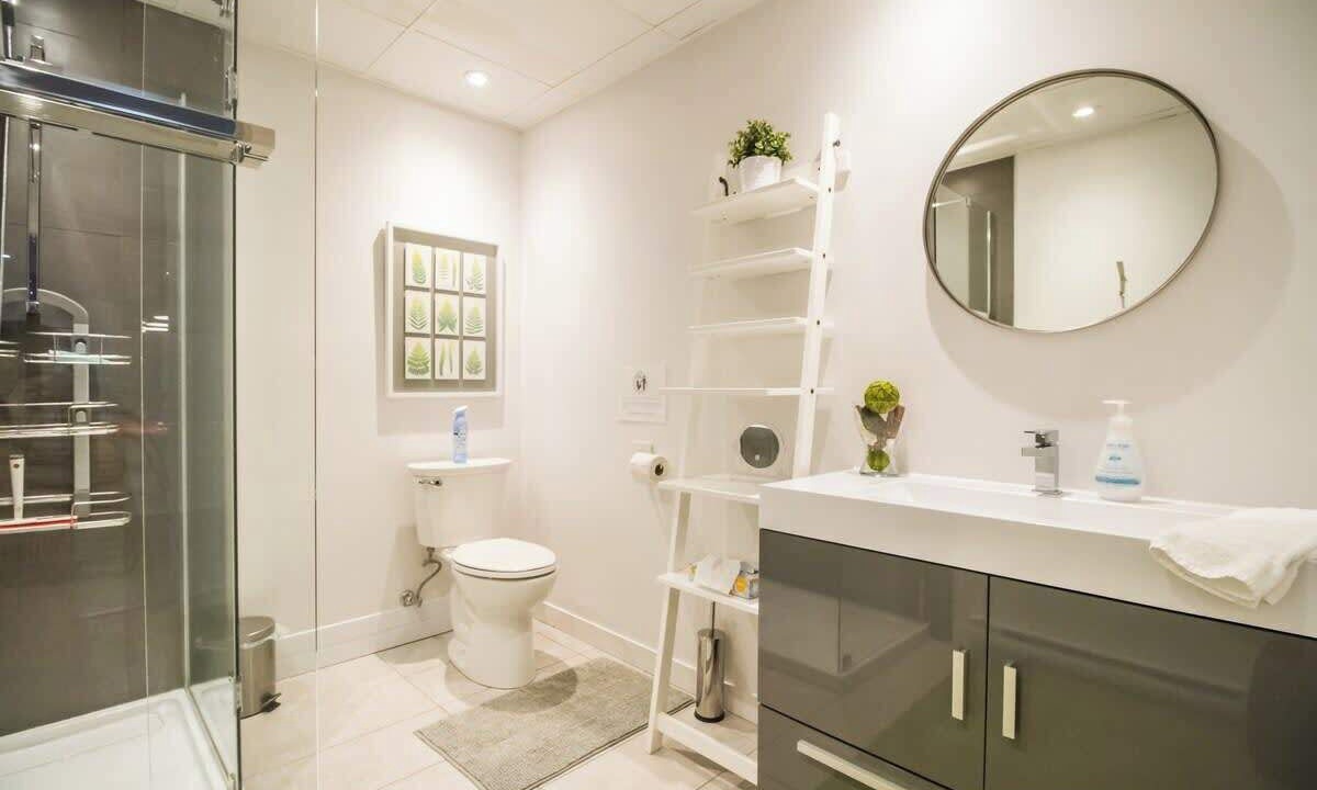 Photo of Bathroom in Petite-Riviere-Saint-Francois
