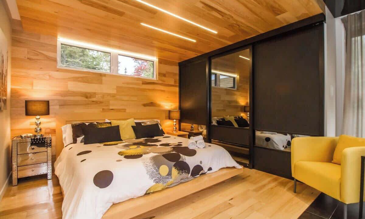 Photo of Bedroom in Petite-Riviere-Saint-Francois