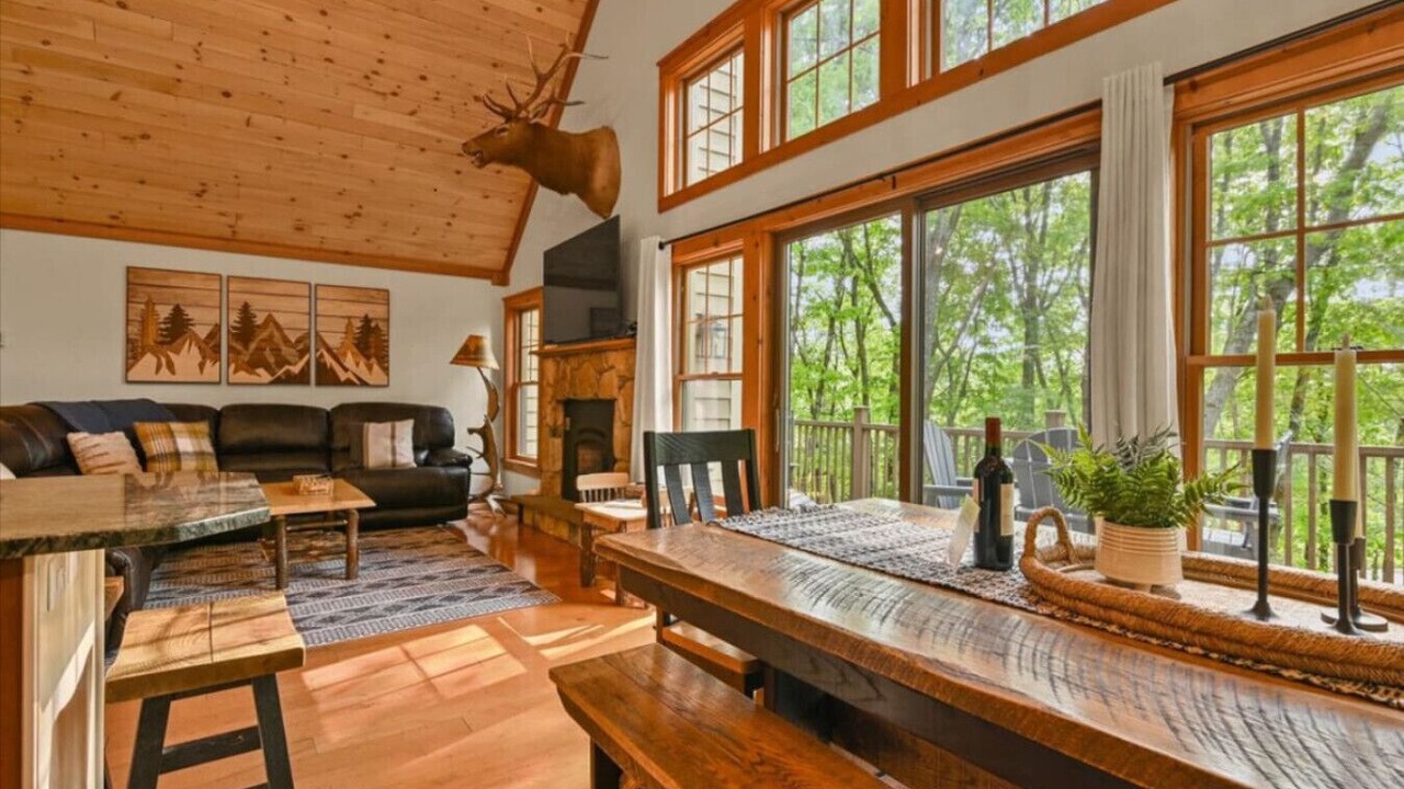 Photo of Livingroom in Tannersville