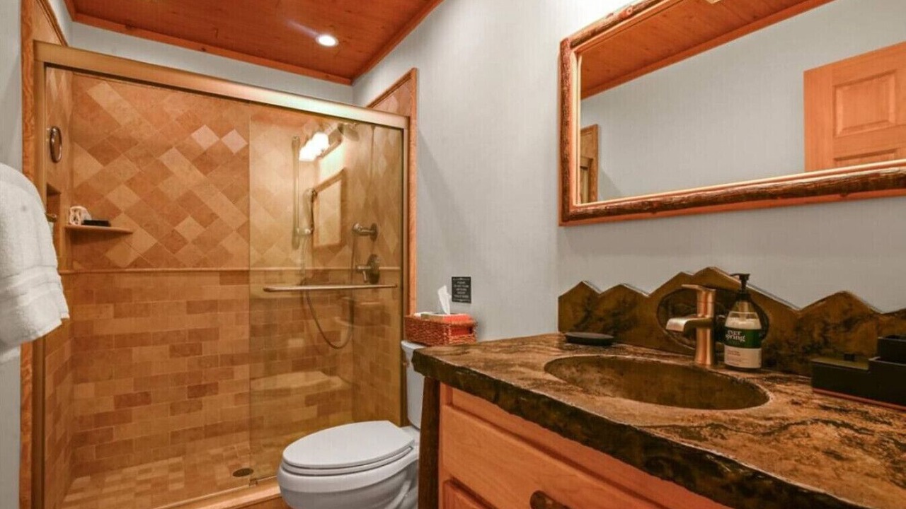 Photo of Bathroom in Tannersville