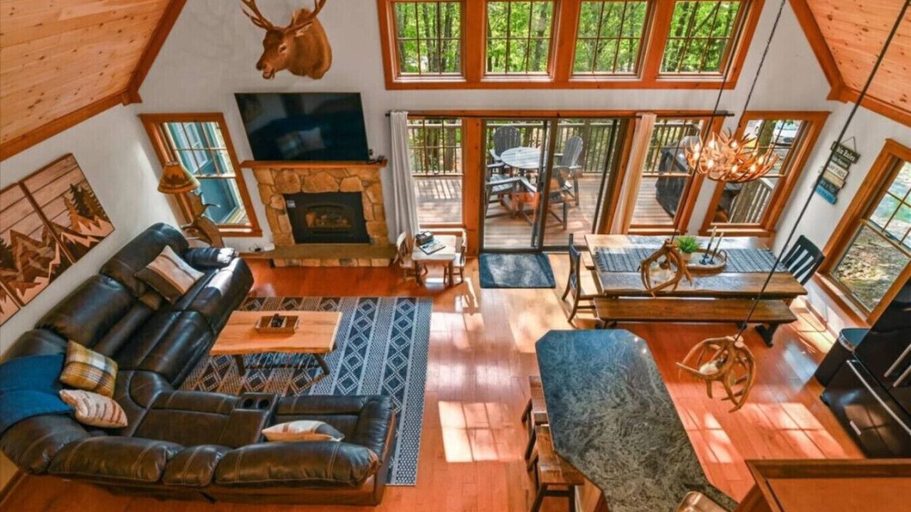 Photo of Livingroom in Tannersville