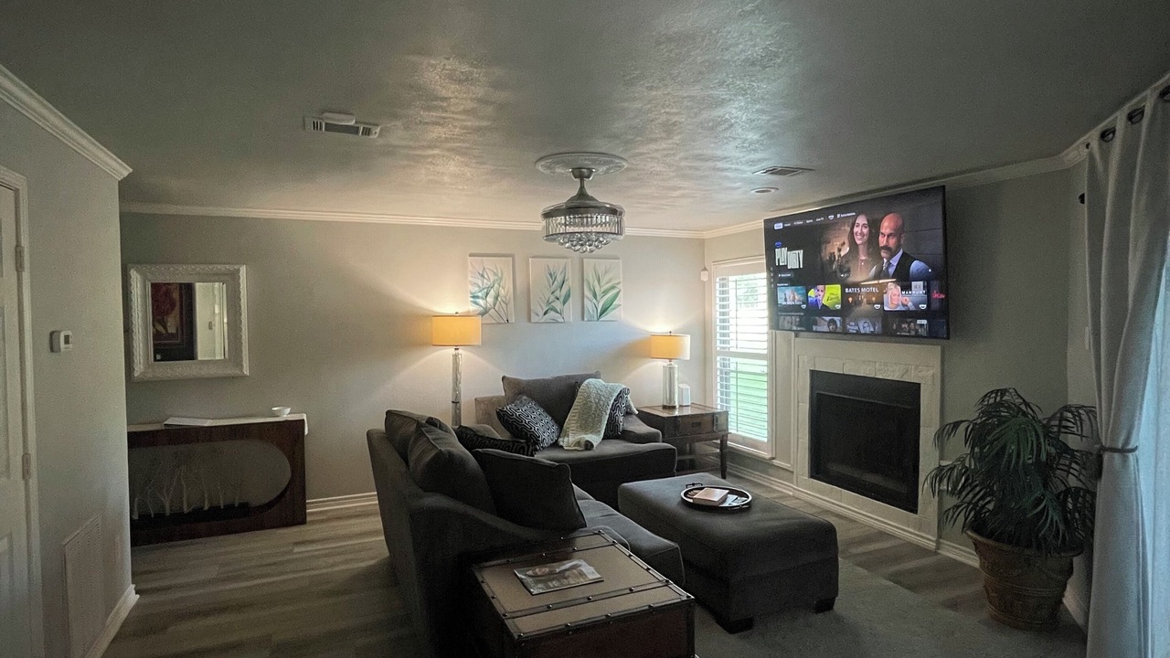 Photo of Livingroom in Pinehurst Of Atascocita